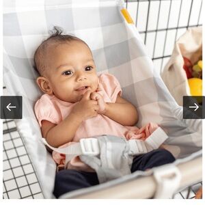 Binxy Baby shopping cart hammock in plaid